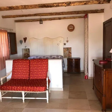 Trullo Totoli Gallipoli Salento ガラトーネ